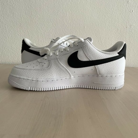 Nike Air Force 1 \'07 Low White Black Pebbled Leather CT2302-100 Men’s Size 10 main image 5